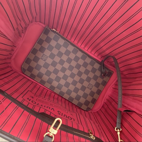 ✨NEW WITH TAGS✨ Neverfull MM Damier Ebene Auth! - Picture 9 of 13